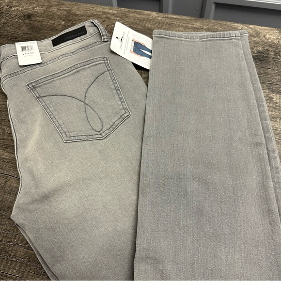 Calvin Klein Women's Light Gray Straight Leg Jeans - Picture 1 of 16